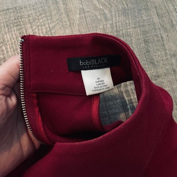 Deep red dress size small - Picture 3 of 4